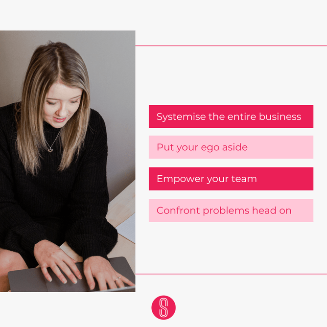 A woman working on a laptop with a list of four business tips on the right side with the texts paired light pink and dark pink accents