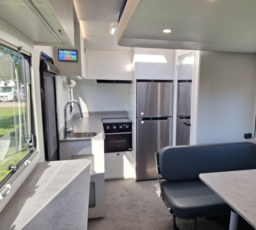 Living area in a toy hauler