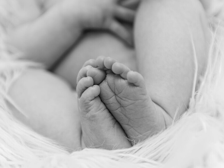 Newborn feet.  Baby feet.  Baby photography.  Papamoa Photographer.  Newborn Photographer.  Tauranga Photographer.  Newborn photoshoot.  Baby photoshoot.