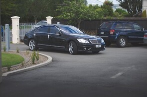 Thomas & Cinnamon - Wedding Transportation