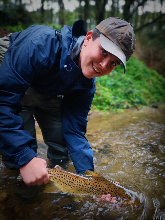 Learn fly fishing New Zealand