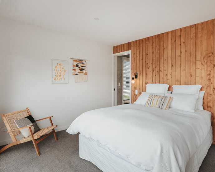 master bedroom macrocarpa feature wall