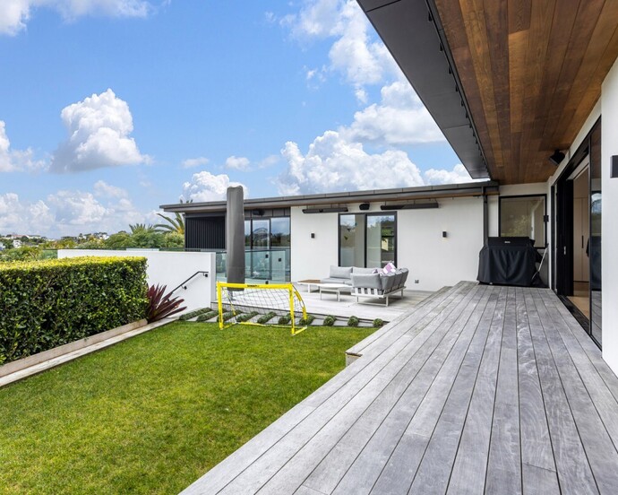 Auckland Architectural House Designer - outdoor space