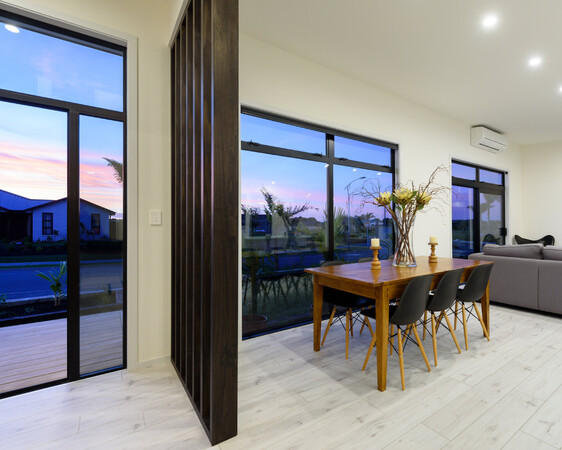 Papamoa spacious house design - dining