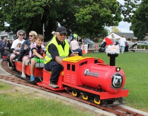 Perfect Family Day Out in Cambridge &ndash; Ride the Miniature Trains