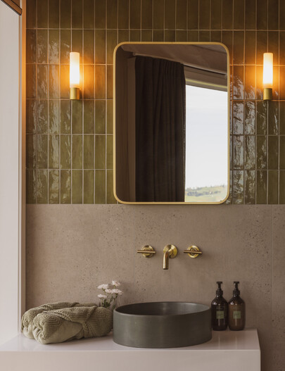 Image of tiled batchroom. Waterproofing service. Cosmic Tiling. Te Awamutu, Waikato.