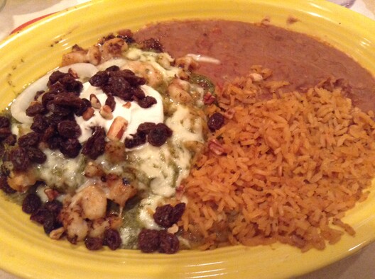 It's really difficult to photograph enchiladas well in a dim restaurant. But who cares - they taste great!