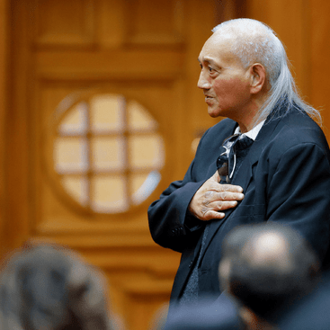 Image of two Ngāti Ruapani members hugging at AIP