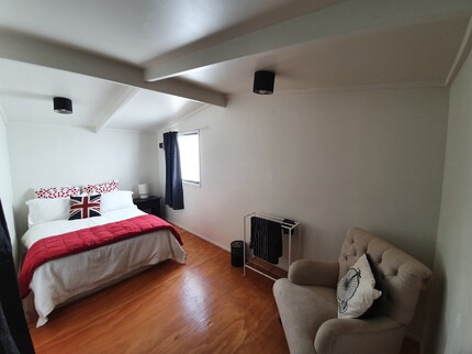 Extra bedroom cabin for rent