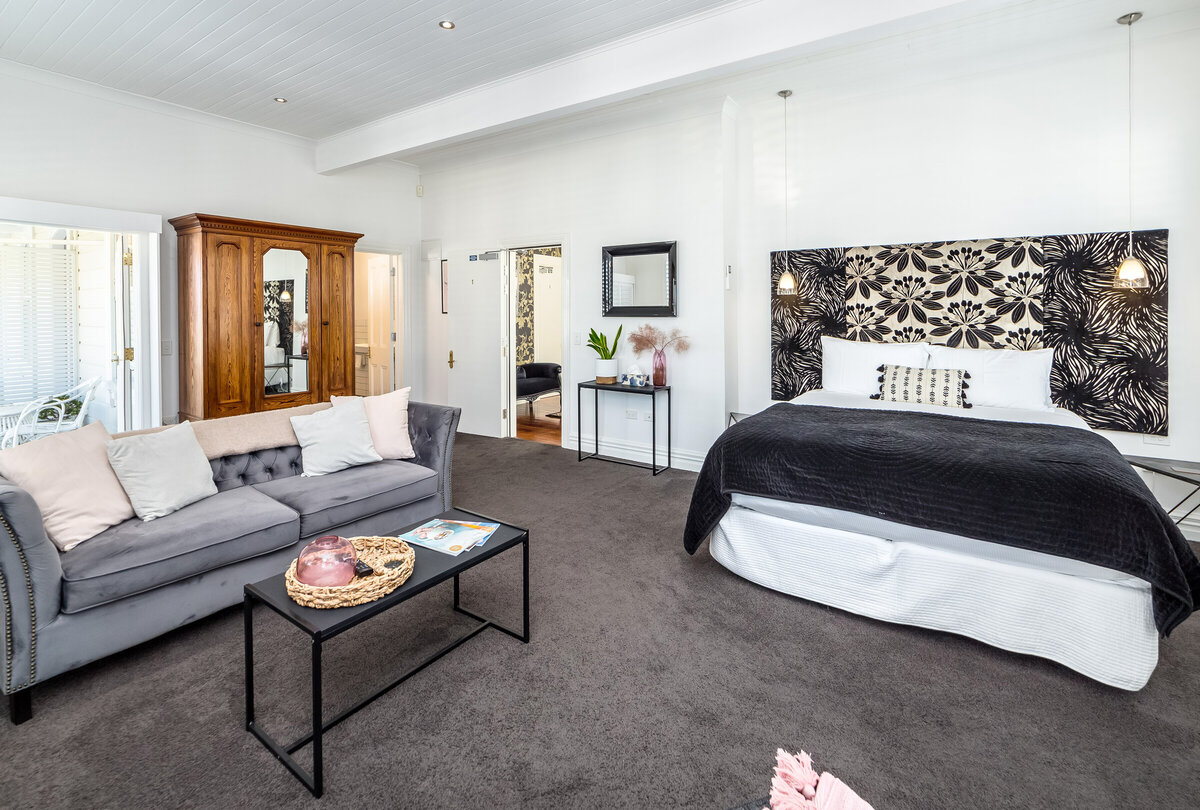 Taylors Property Management Altitude Studio Apartment