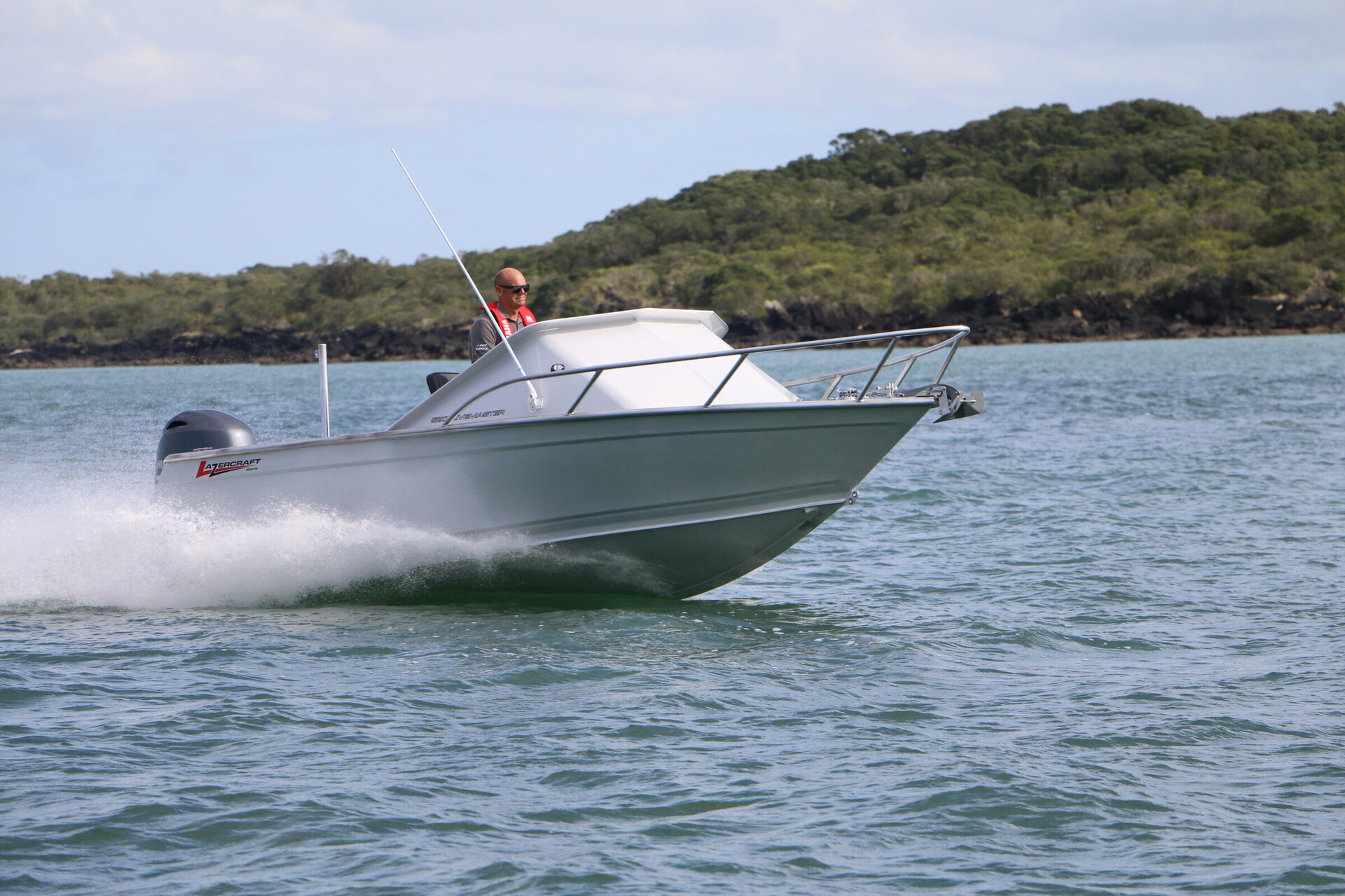 Lazercraft 580 Divemaster | Family Boats