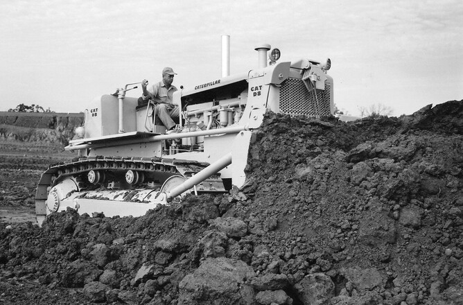 Bill Crighton working on God's Bulldozer after he successfully tendered for two D8 ex-wartime bulldozers