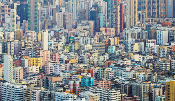 Cities &ndash; Centres of Problems and Promise.