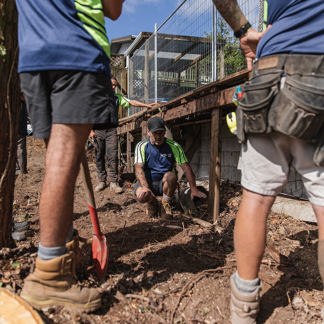 With a small experience team, you'll deal with the same people throughout you landscaping project at Ultrascape Landscaping