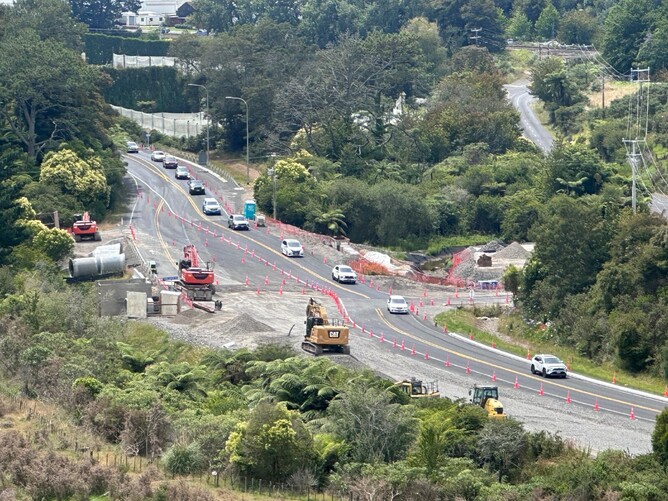stormwater pipeline upgrade under State Highway 2 work