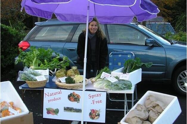 Patricia from Natural Lea, very first market!