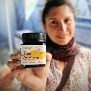 Bee & Flow  Honey