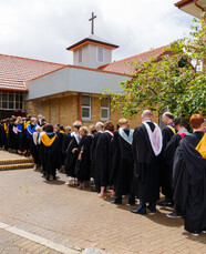 Our Team - Too maatou tira