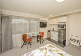 Dining and workspace | Smith House Whanganui