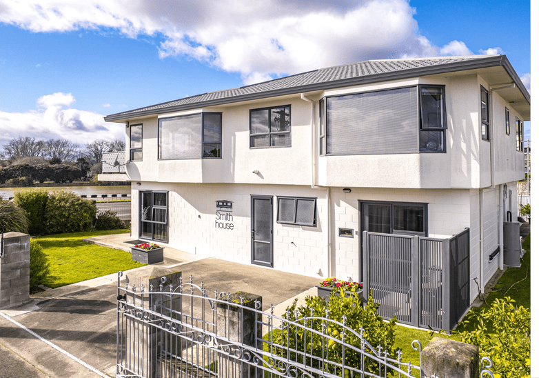 Boutique Accommodation | Smith House Whanganui