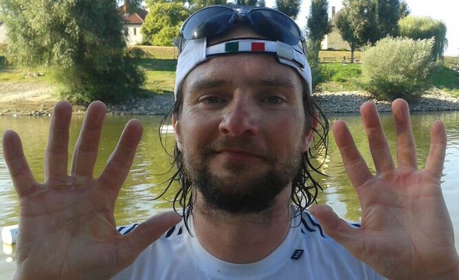 Lez's hands after 165km are not too shabby