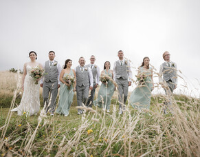 Embracing Uneven Wedding Parties: Why It&#039;s No Problem and How to Make It Work