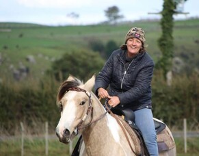 Meet The Team - Linda Burton