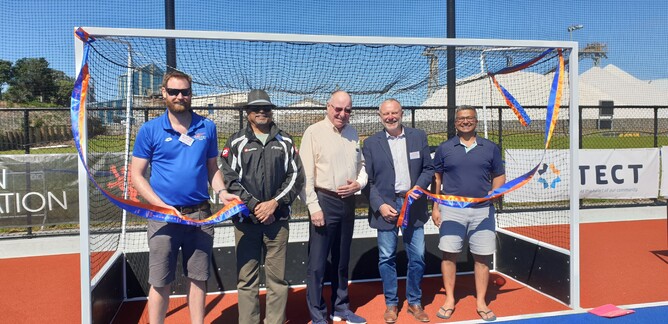 Clinton Butler, Kajal Mukherjee, TECT Trustee Peter Farmer, Peter Puchner, Jitu Patel