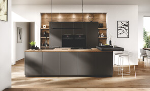 Handle-Less Kitchens