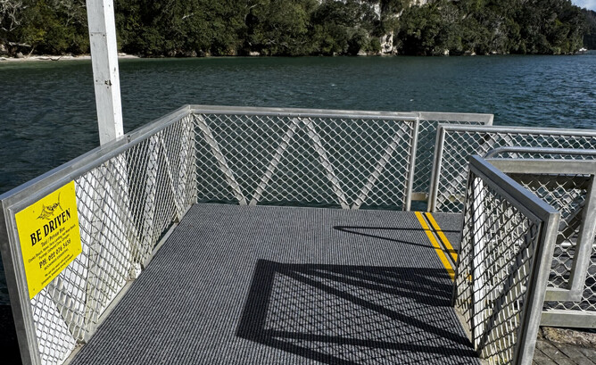 Ferry Landing wharf repairs by Alted Engineering