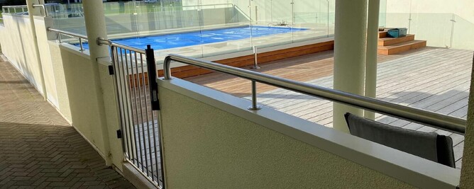 Pool fencing 316 stainless by Alted