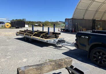 Custom flatdeck trailer at Alted