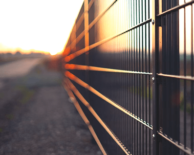 Wellington Temporary Fence Hire & Sales. Price & Service Guarantee.  Commercial + Residential + Special Event Fencing Solutions.  Swimming Pool + Dog run temporary or semi-permanent fencing.