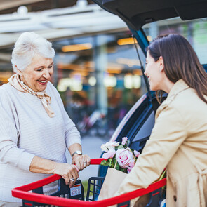 To & Fro picking up a passenger