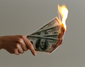 What is the difference between cashflow and profit?