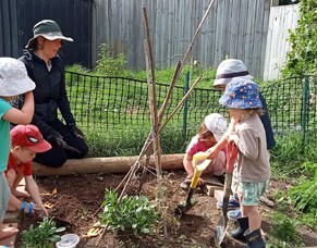 Restoring Real Childhoods: Nature, Connection &amp; Confident Learners