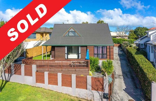 37 Western Heights Drive, Hamilton