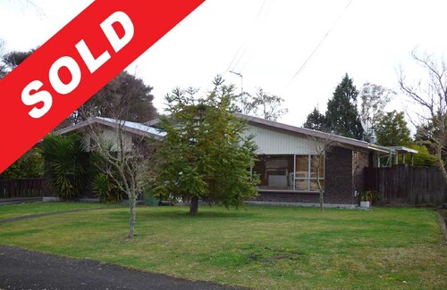 20 Anthony Crescent, Hamilton