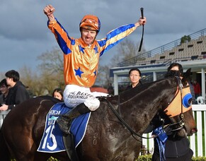 Resurgent Quintessa reigns in Proisir Plate