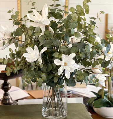 Faux flower styling by Julia Empson Interiors. Ohaupo, Hamilton, New Zealand,