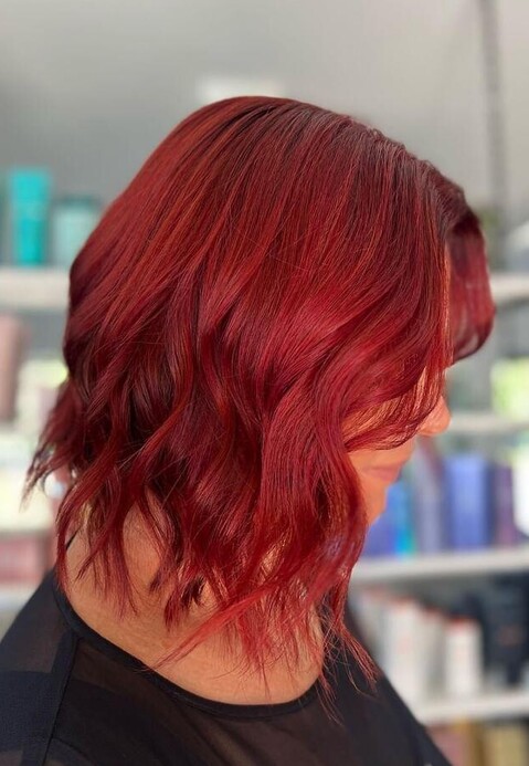 Short hair blond highlights