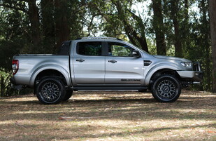 Featuring a colour coded ARB Sahara Bar (same as vehicle) with colour coded hoop (same as grill), OME Suspension Lift, ERG Flares, Method Grid Titanium Wheels & Mickey Thompson ATZ P3 Tyres.