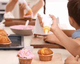 Kids Cup Cake Decorating - with Kadison Harris