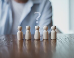 EMPLOYEE OR CONTRACTOR? - IS A VA OR AN EMPLOYEE BETTER?