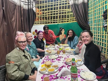 Travel Tours in India - enjoying local the food