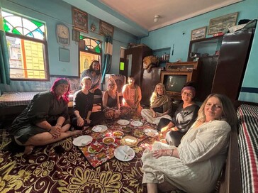 Travel Tours in India - enjoying local the culture