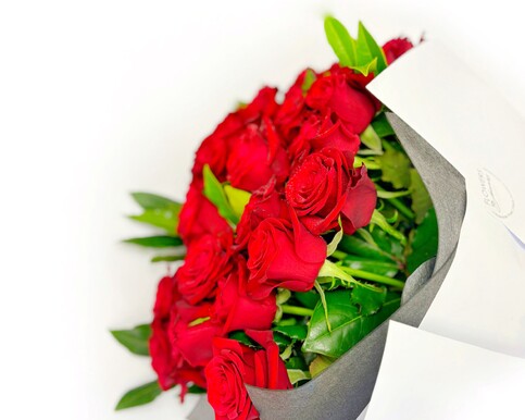 Blooms | Bouquets | Fresh Picks | Petals