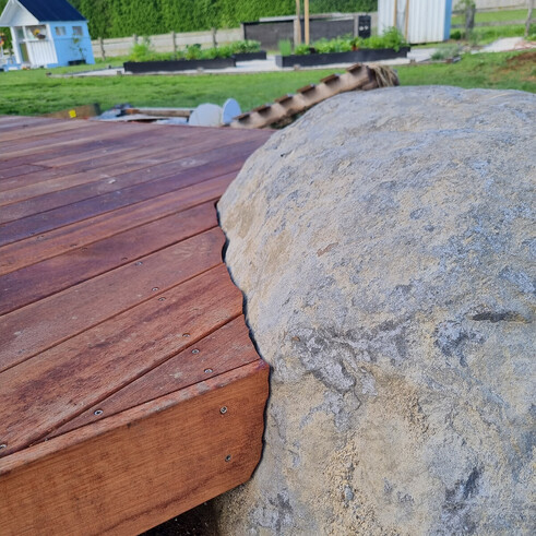 deck building around a rock