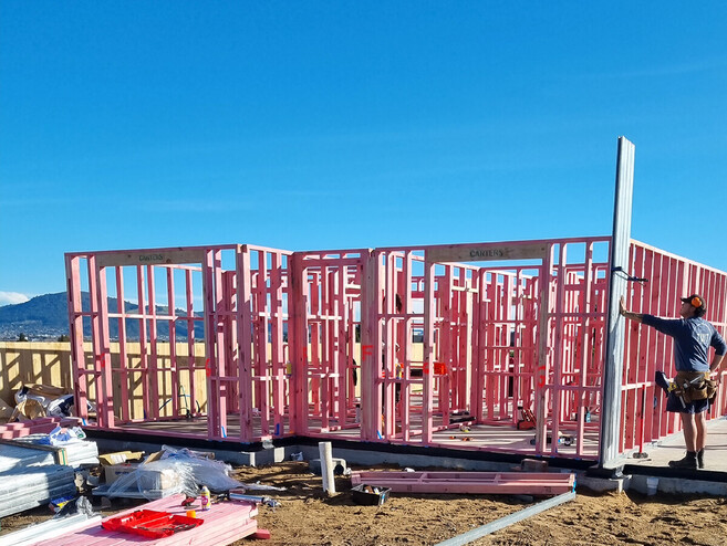 new build going up in tauranga