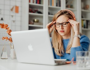 4 effective essential oils for headaches and migraines